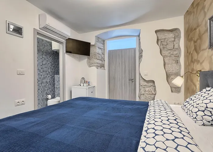 Luxury Flats In Centre Πανσιόν 3*
