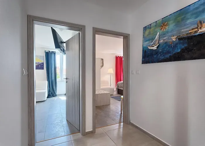 Luxury Flats In Centre 풀라