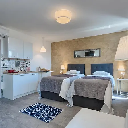 Luxury Flats In Centre Konukevi