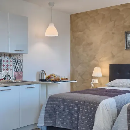 Guest house Luxury Flats In Centre 3*