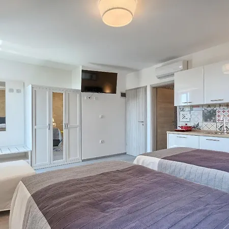 Guest house Luxury Flats In Centre 3*