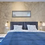 Πανσιόν Luxury Flats In Centre