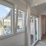 Luxury Flats In Centre 3*